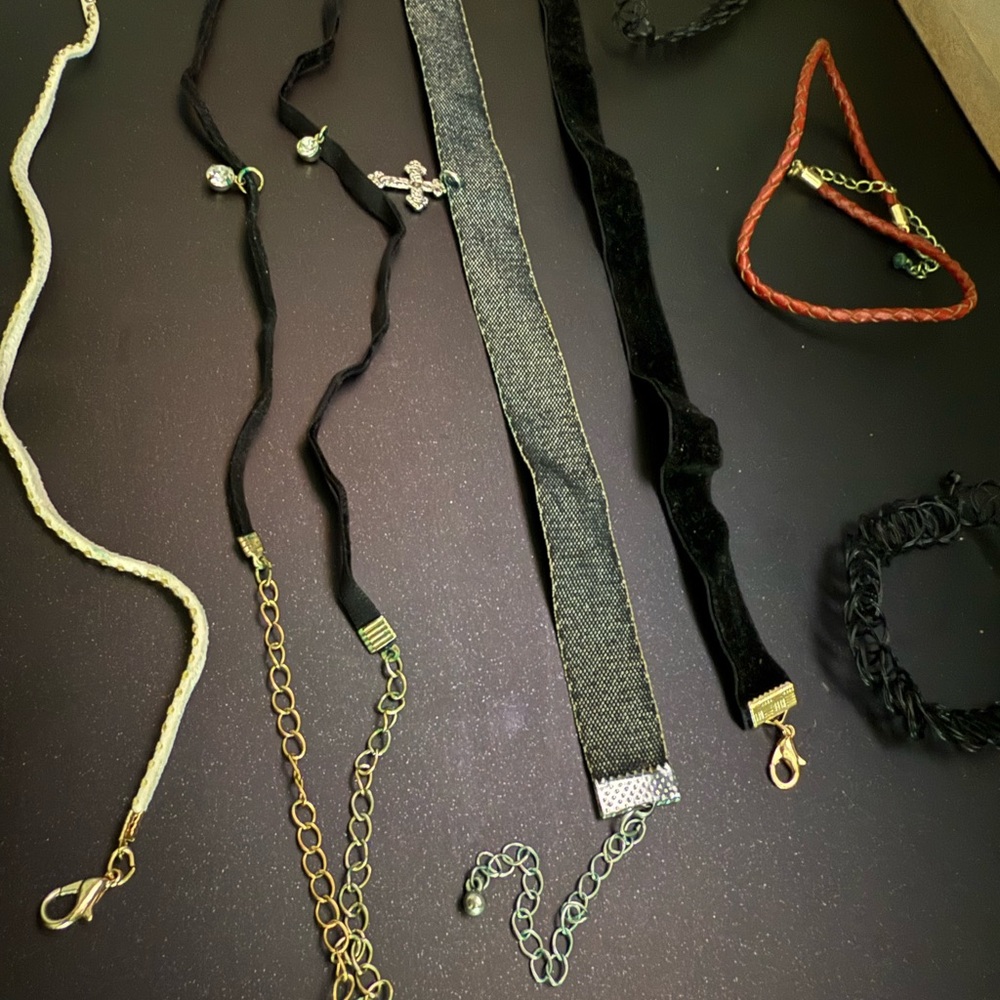 Assorted Black and Gold Choker Necklace Set